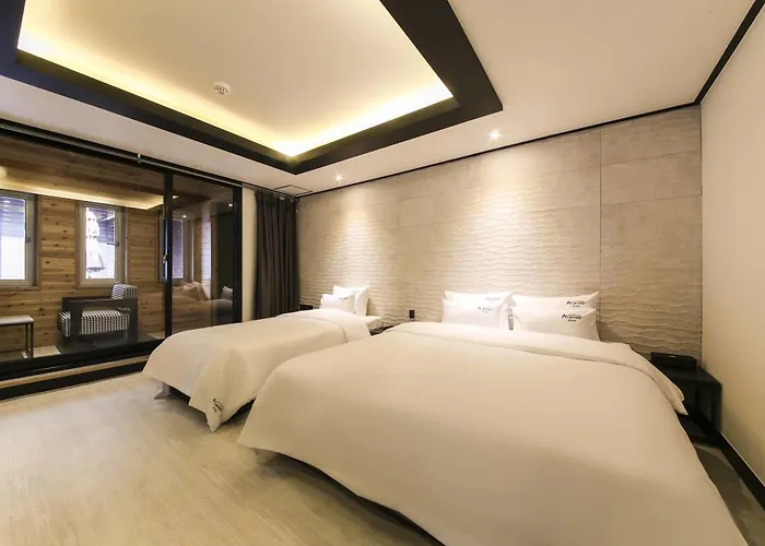 Hotel Almond Gupo Station Busan